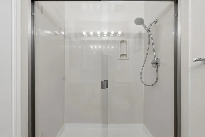 855 Mountain View Drive 4, Daly City, California 94014
