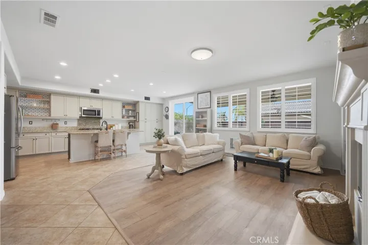 Open concept family and kitchen