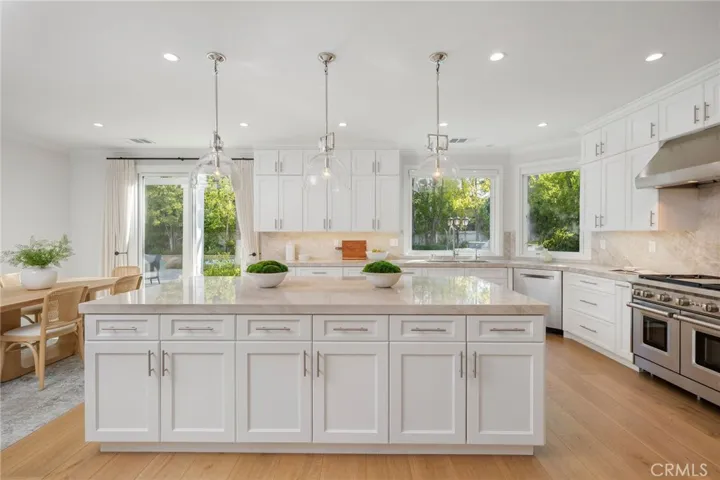 25714 Simpson Place, Calabasas, California 91302