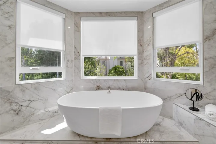 25714 Simpson Place, Calabasas, California 91302
