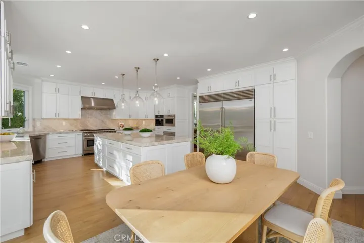 25714 Simpson Place, Calabasas, California 91302