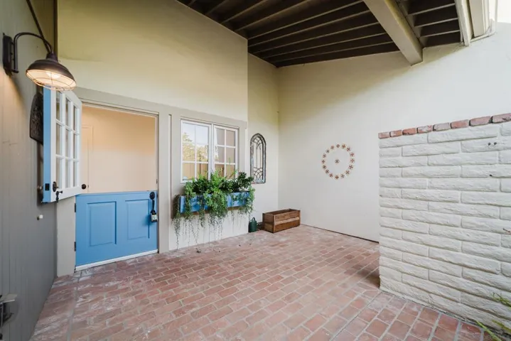 139 Sinaloa Court, Solana Beach, California 92075