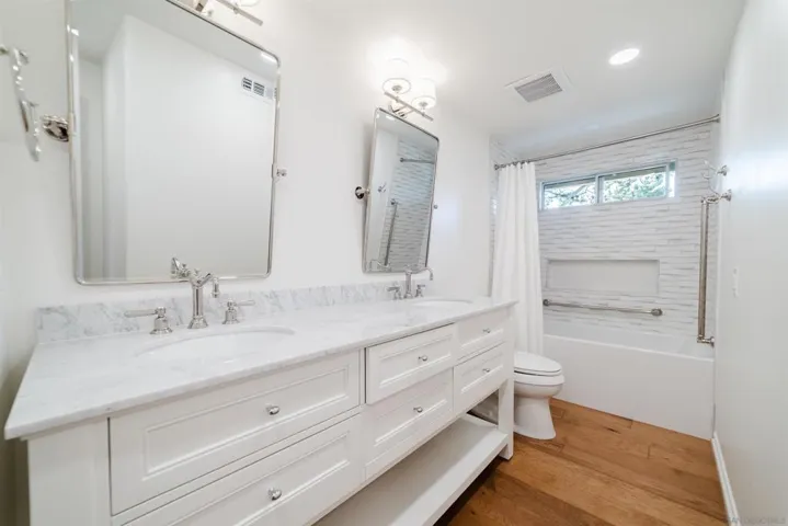 139 Sinaloa Court, Solana Beach, California 92075