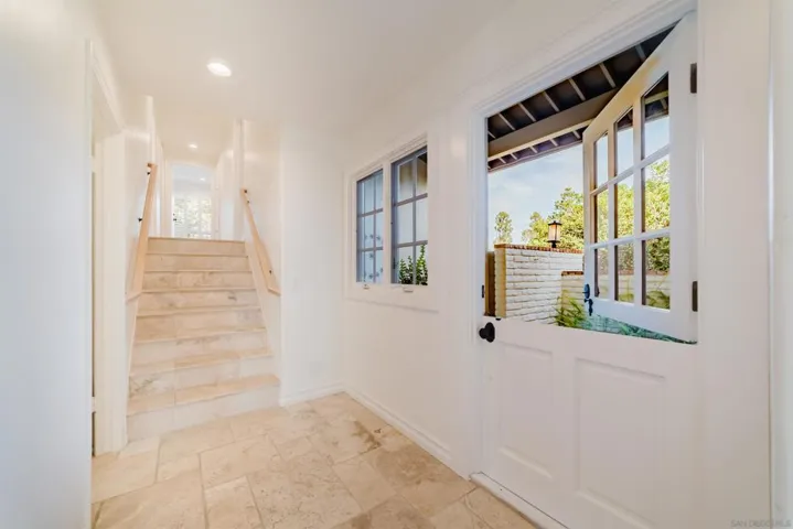 139 Sinaloa Court, Solana Beach, California 92075