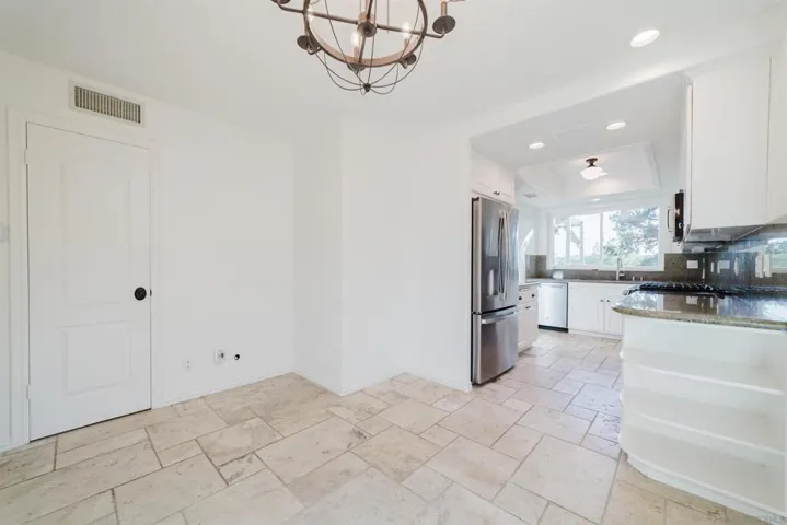 139 Sinaloa Court, Solana Beach, California 92075