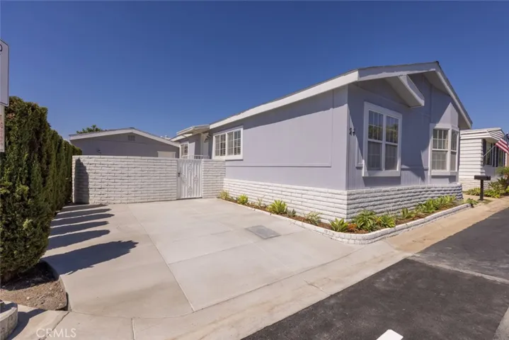 23301 Ridge Route 24, Laguna Hills, California 92653