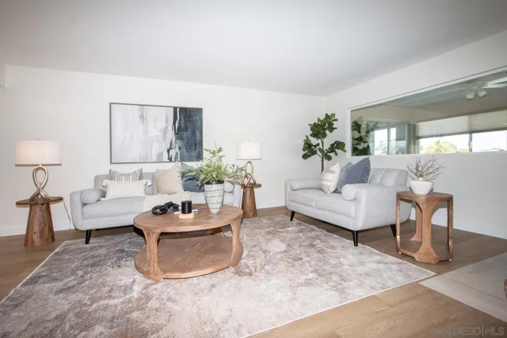 12552 Lomica Dr, San Diego, California 92128