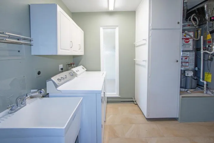 12552 Lomica Dr, San Diego, California 92128