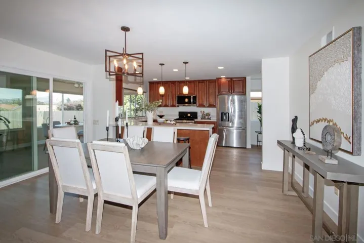 12552 Lomica Dr, San Diego, California 92128