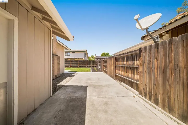 2865 Ponte Mira Way, Tracy, California 95376