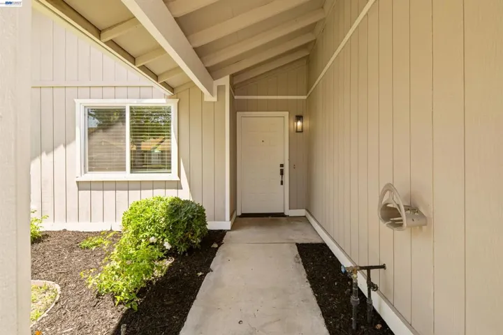 2865 Ponte Mira Way, Tracy, California 95376