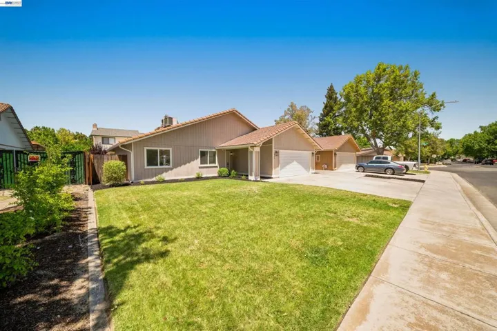 2865 Ponte Mira Way, Tracy, California 95376