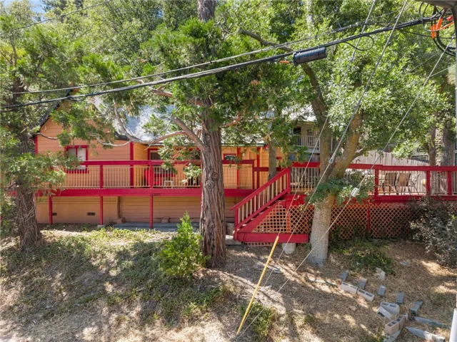 23898 Springwater, Crestline, California 92325