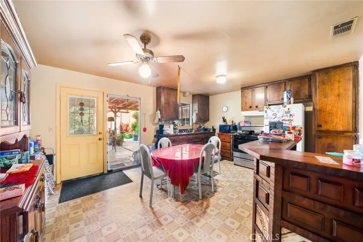1584 E Davidson Street, San Bernardino, California 92408