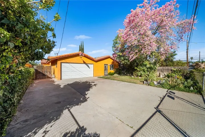 1584 E Davidson Street, San Bernardino, California 92408