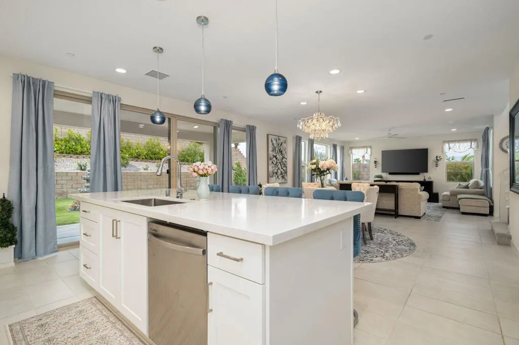 23-web-or-mls-TJBertain_OPMG_0726_023