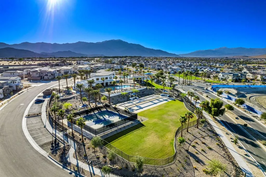 130-web-or-mls-TJBertain_OPMG_0325_128.j