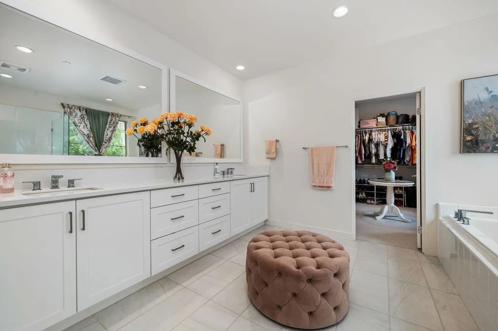40-web-or-mls-TJBertain_OPMG_0726_040