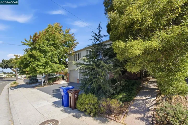 1812 Carlson Blvd, Richmond, California 94804