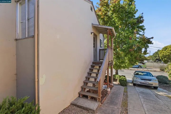 1812 Carlson Blvd, Richmond, California 94804