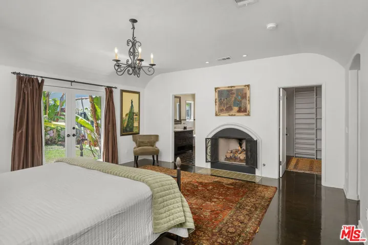 4531 Kraft Avenue, Studio City, California 91602