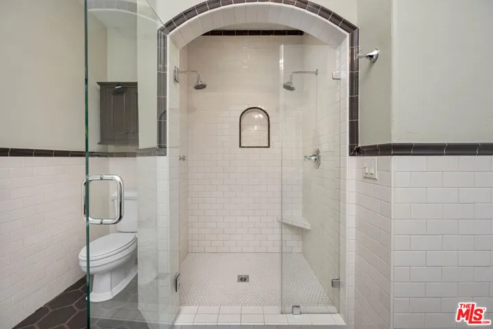 4531 Kraft Avenue, Studio City, California 91602