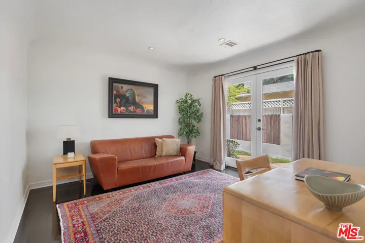 4531 Kraft Avenue, Studio City, California 91602