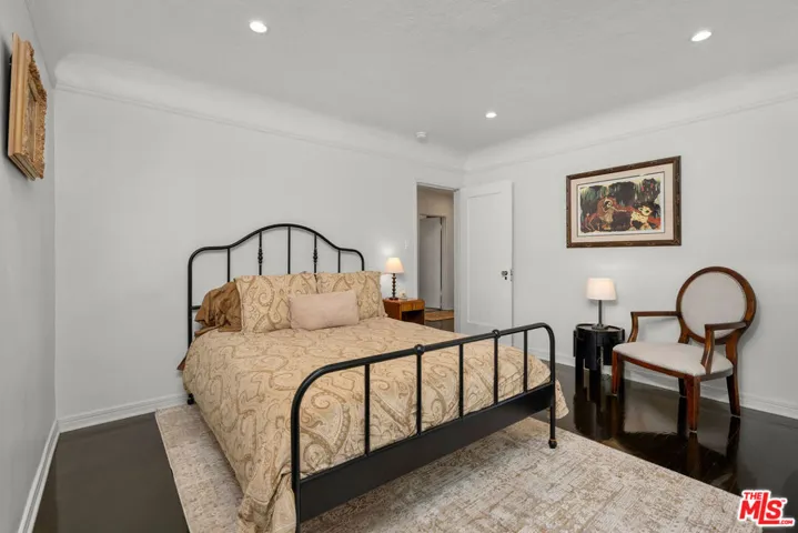 4531 Kraft Avenue, Studio City, California 91602