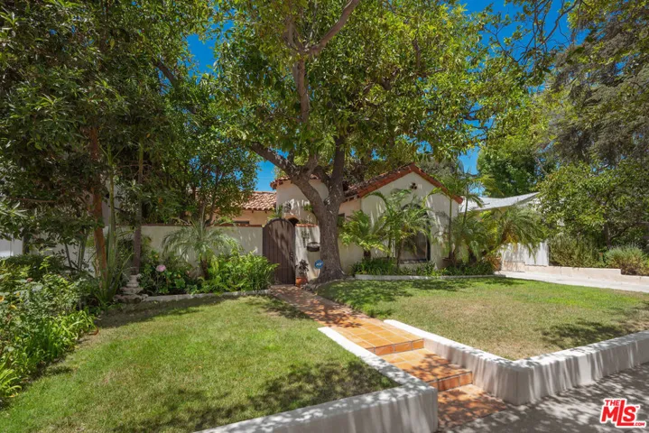 4531 Kraft Avenue, Studio City, California 91602