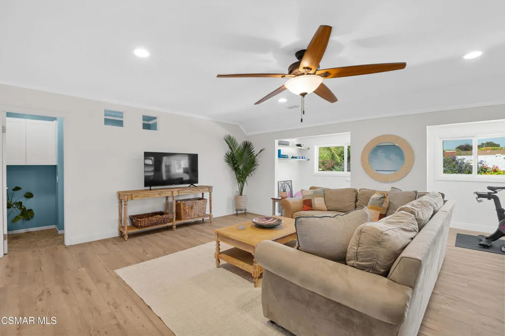 Family Room/Bonus Room