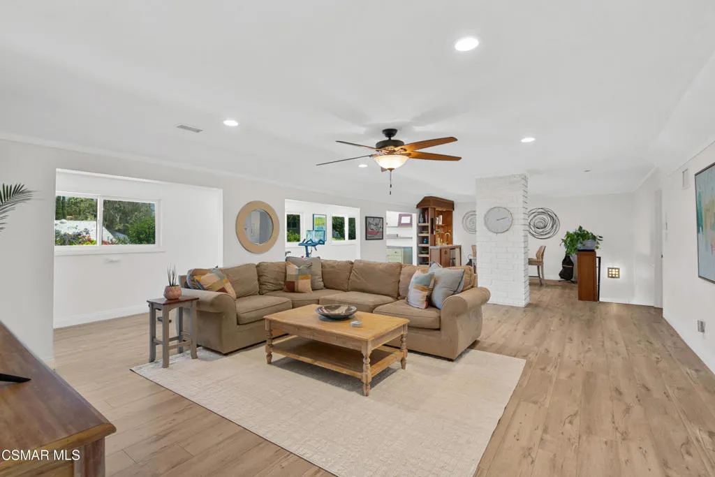 Family Room/Bonus Room