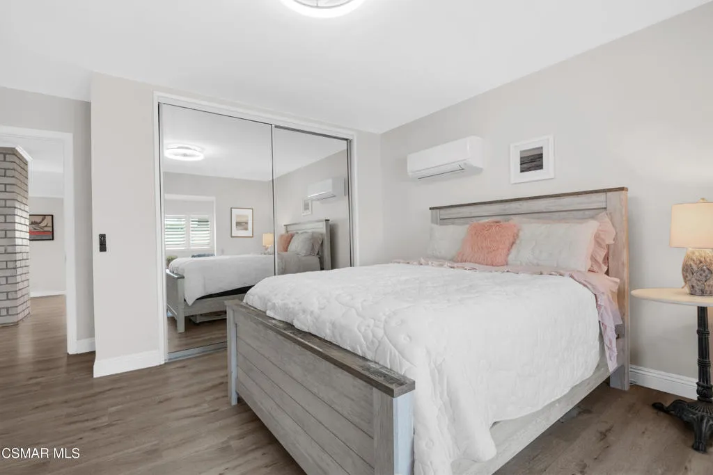 Upstairs Spacious Bedroom #4
