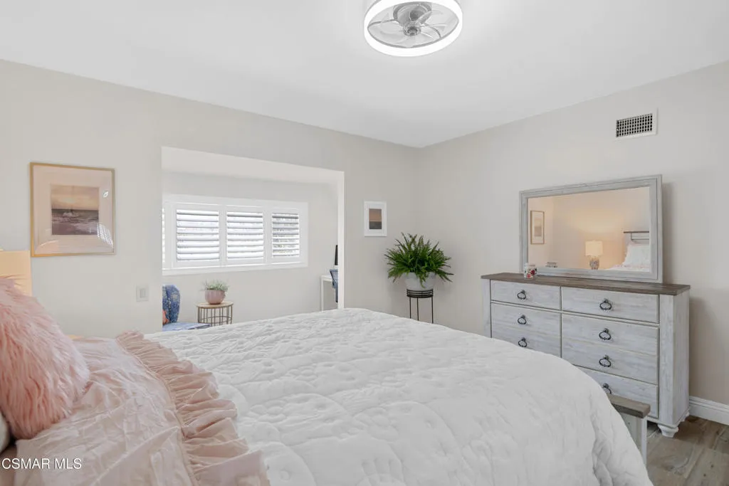 Upstairs Spacious Bedroom #4