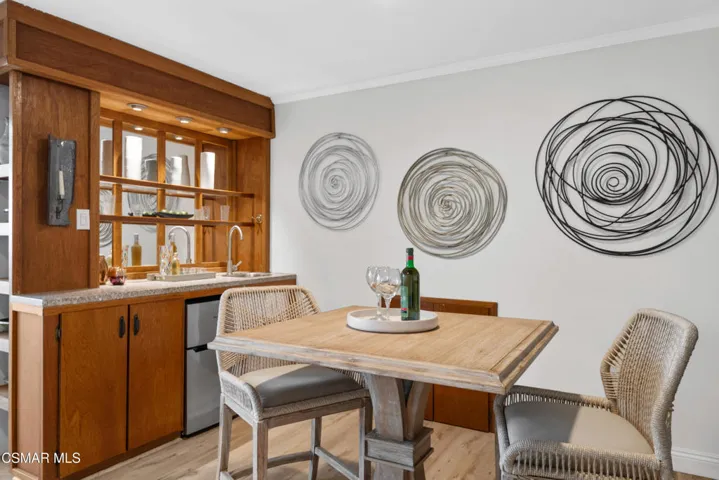 Wet Bar/Bonus Room