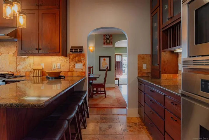 210 E 6th Ave, Escondido, California 92025