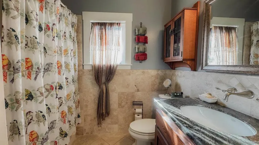 210 E 6th Ave, Escondido, California 92025