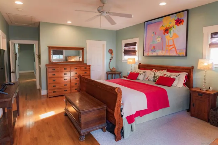 210 E 6th Ave, Escondido, California 92025