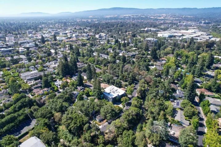340 Palo Alto Avenue, Palo Alto, California 94301