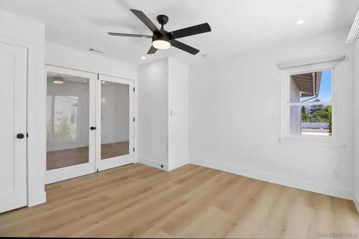 16763 Pinata, San Diego, California 92128
