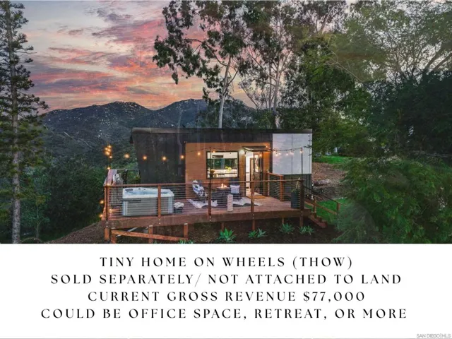 28742 Twin Oaks Valley, Vista, California 92084