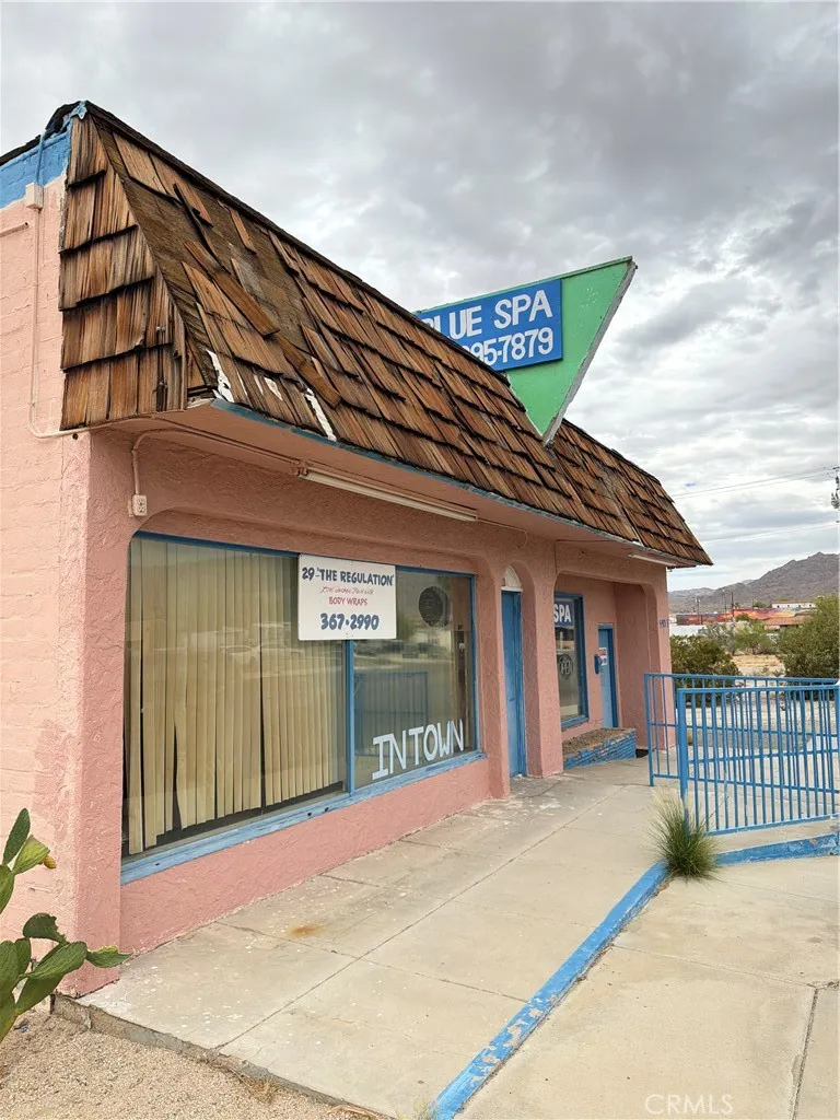5929 Adobe