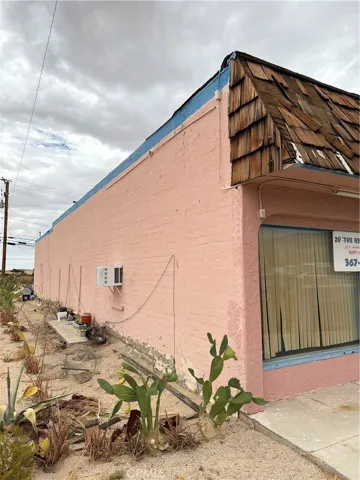 5929 Adobe, 29 Palms, California 92277