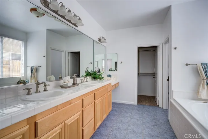 2515 Elliott, Santa Maria, California 93455