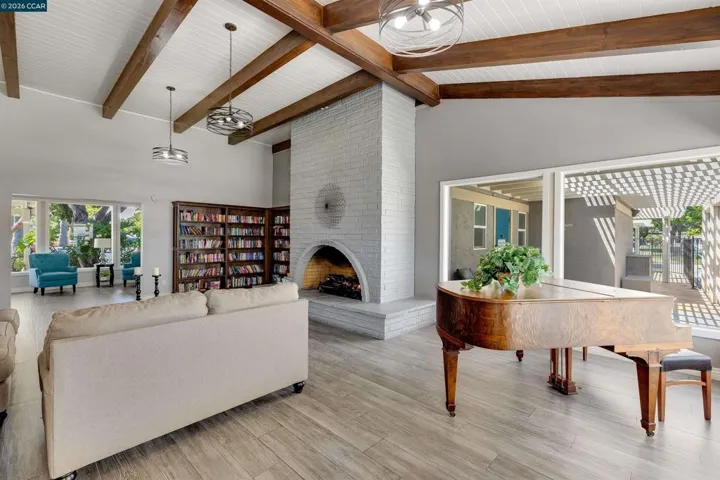 2368 Dalis Drive, Concord, California 94520