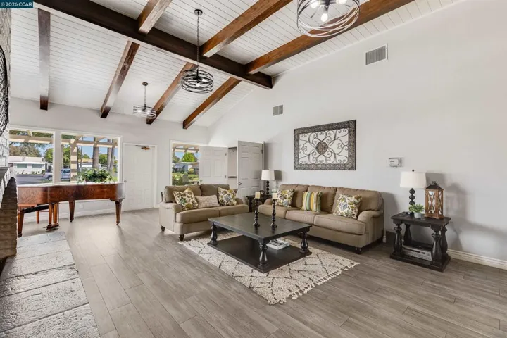 2368 Dalis Drive, Concord, California 94520