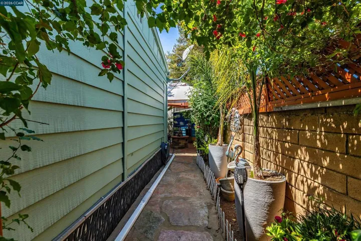 2368 Dalis Drive, Concord, California 94520