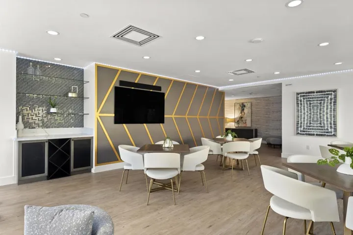 550 Front Street 2802, San Diego, California 92101