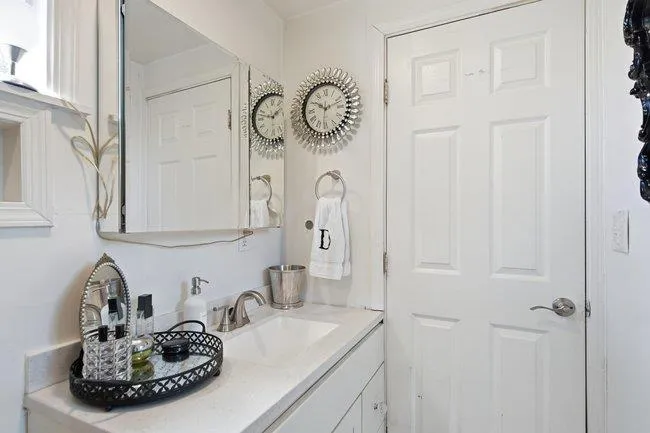 312 E Oakwood Boulevard, Redwood City, California 94061