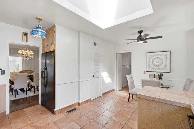 312 E Oakwood Boulevard, Redwood City, California 94061