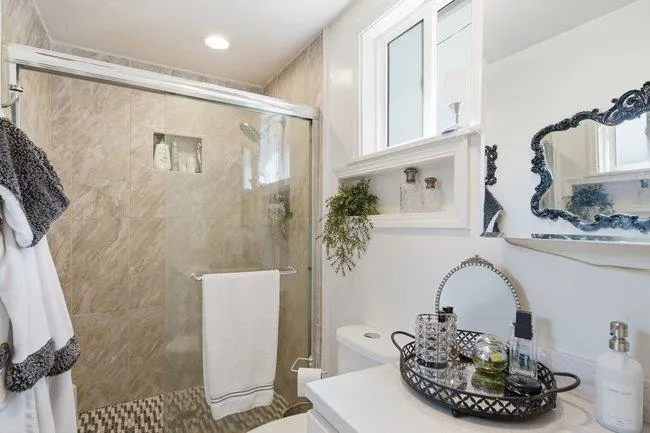 312 E Oakwood Boulevard, Redwood City, California 94061